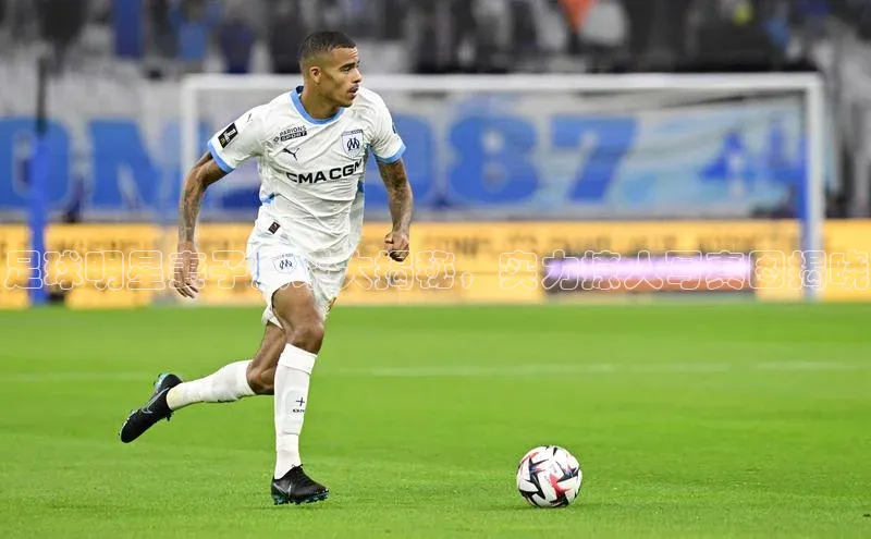 球速体育官方入口荣信文化足球明星妻子风采大揭秘，实力撩人写真图揭晓